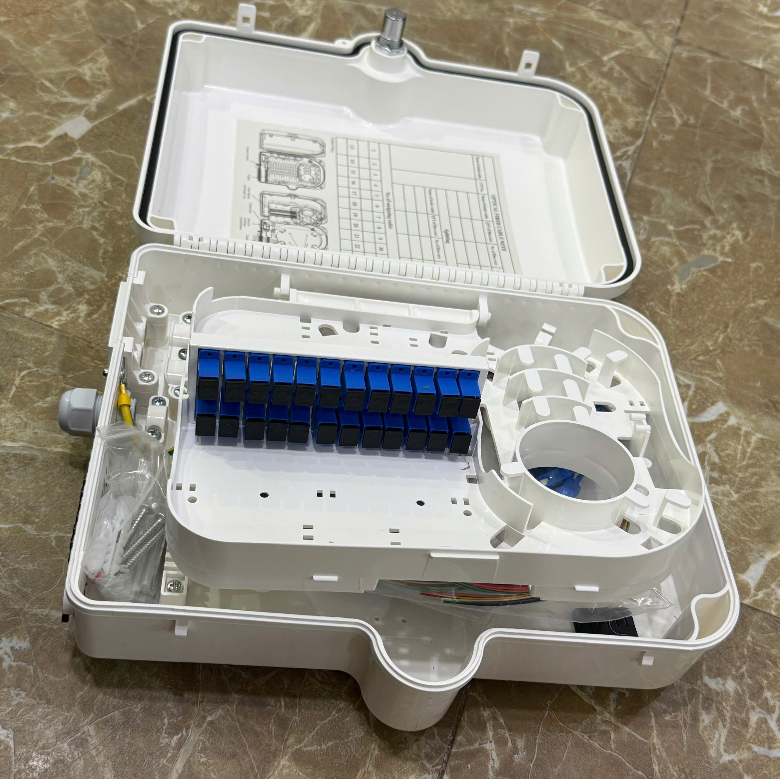 Hộp phối quang ODF 24FO vỏ nhựa, Hộp phối quang ODF 24FO ngoài trời AnRACK